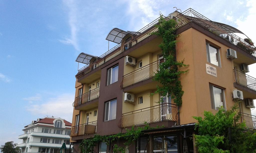 Zora Guest House Primorsko Pokoj fotografie
