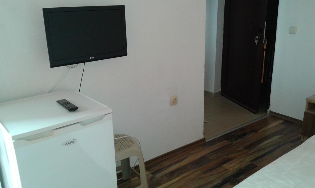 Zora Guest House Primorsko Pokoj fotografie