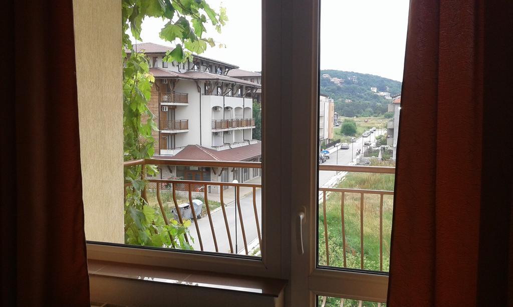Zora Guest House Primorsko Exteriér fotografie